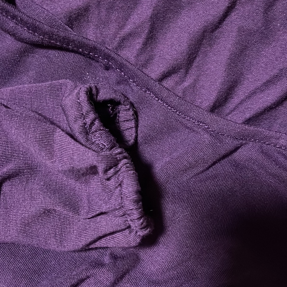 Easter xxl Cold shoulder ruffle bottom tunic top purple EUC - Picture 3 of 3
